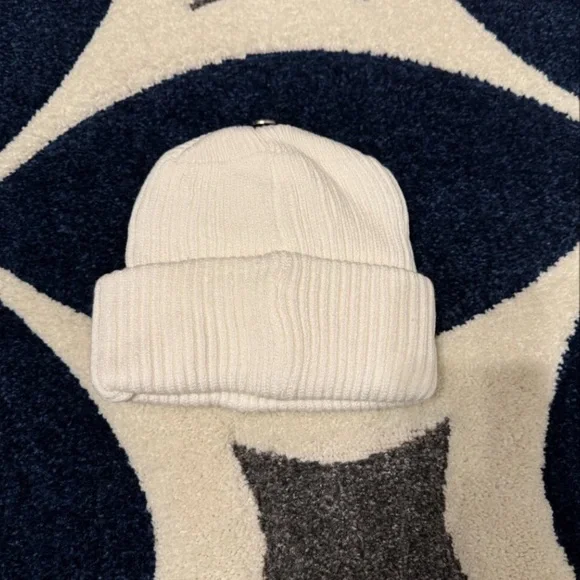 Chrome hearts white cross beanie - Picture 2 of 2